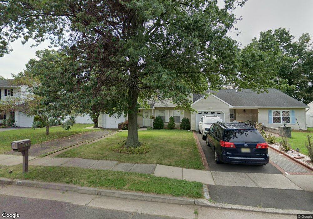 132 Zwolak Ct, South Plainfield, NJ 07080 - photo 1