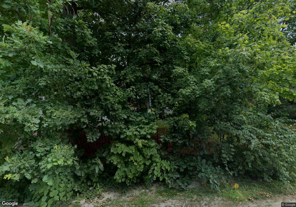 911 E Porter Ave, Naperville, IL 60540 - photo 1