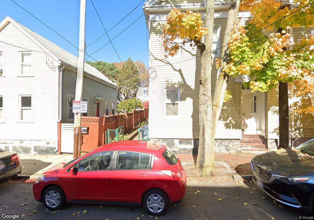 125 1/2 Spring St, Cambridge, MA 02141 - photo 1