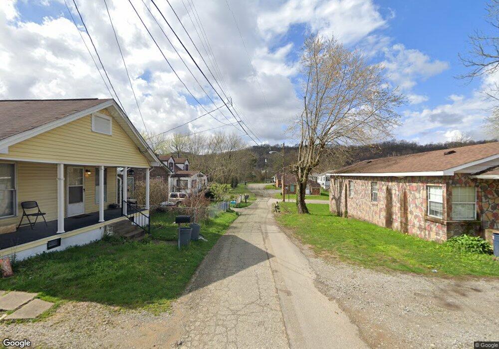426.5 Ferguson Ln, Dunbar, WV 25064 - photo 1