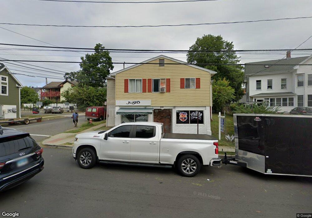 235 Hanover St unit 4, Meriden, CT 06451 - photo 1