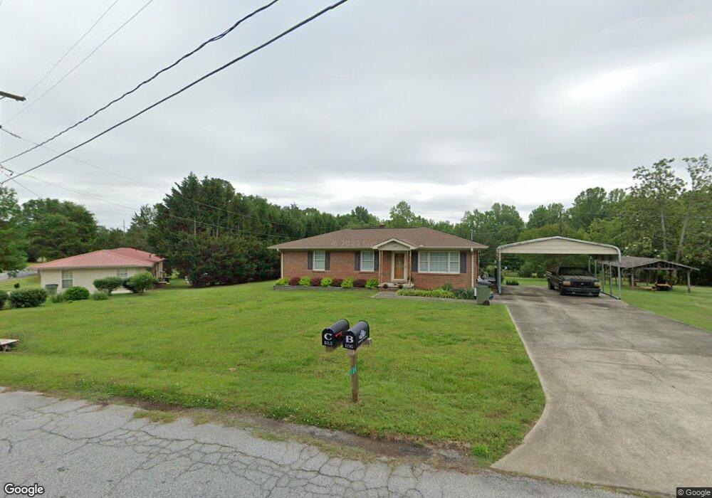 106 Mountain View Dr, Walhalla, SC 29691 - photo 1