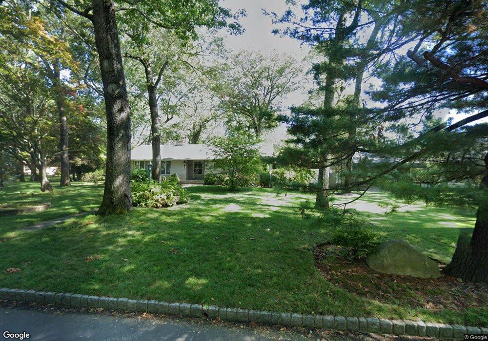346 Meshanticut Valley Pkwy, Cranston, RI 02920 - photo 1