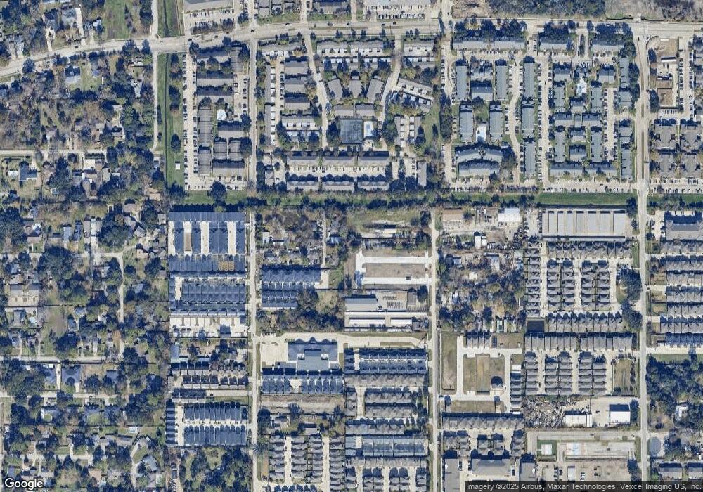 1959 Knoll St unit B, Houston, TX 77080 - photo 1