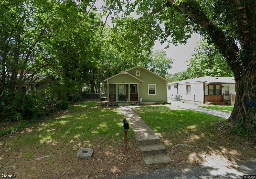 1208 W Day St, Denison, TX 75020 - photo 1