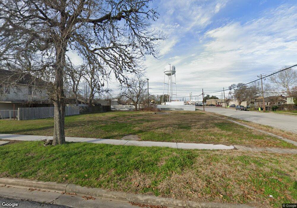 900 6th St, Rosenberg, TX 77471 - photo 1