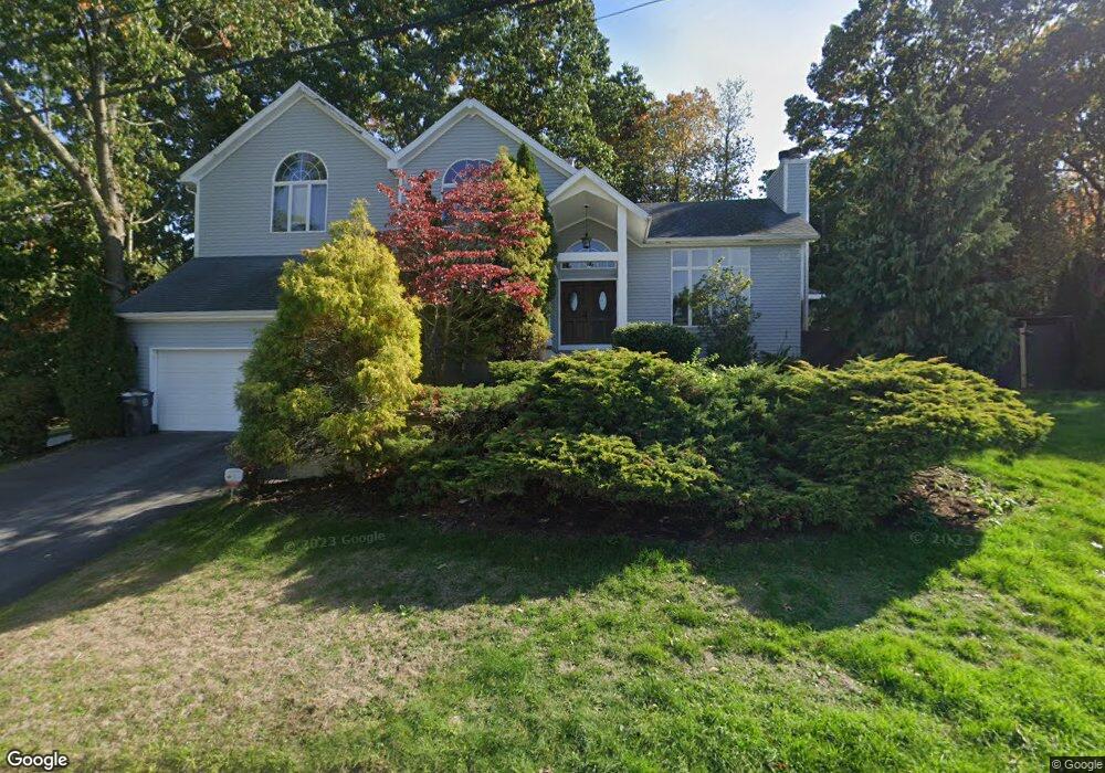 22 Traymore St, Cranston, RI 02920 - photo 1