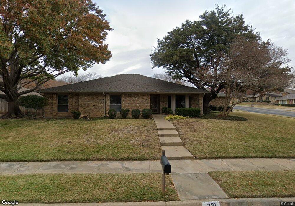 221 Warbler Ct, Bedford, TX 76021 - photo 1