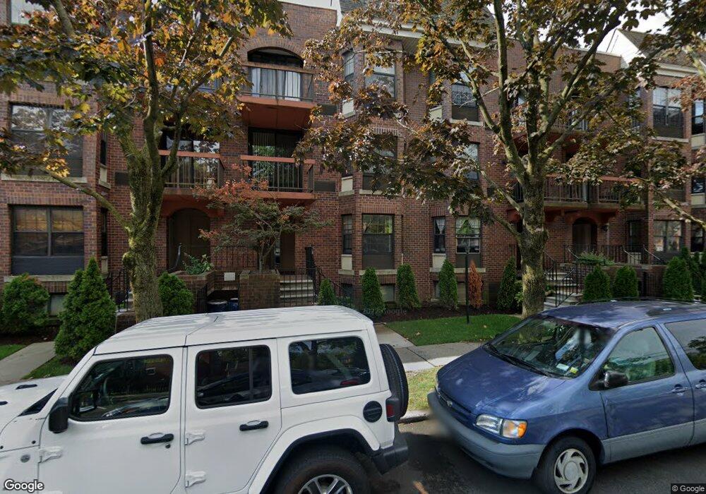 16306 71st Ave unit 131, Fresh Meadows, NY 11365 - photo 1