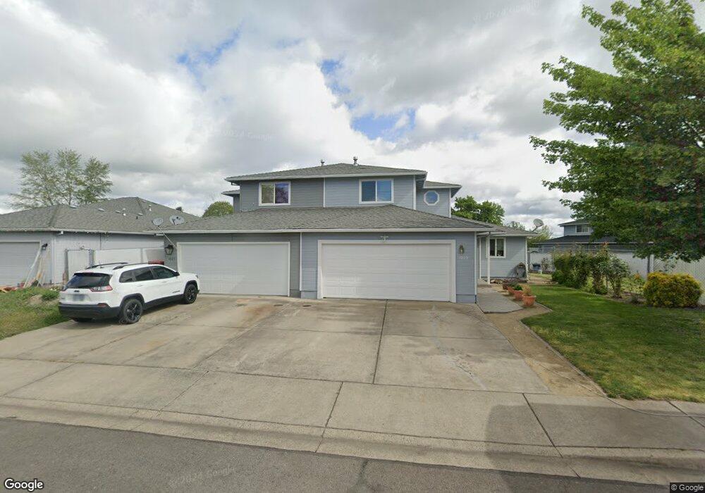 1029 Brandi Way, Central Point, OR 97502 - photo 1