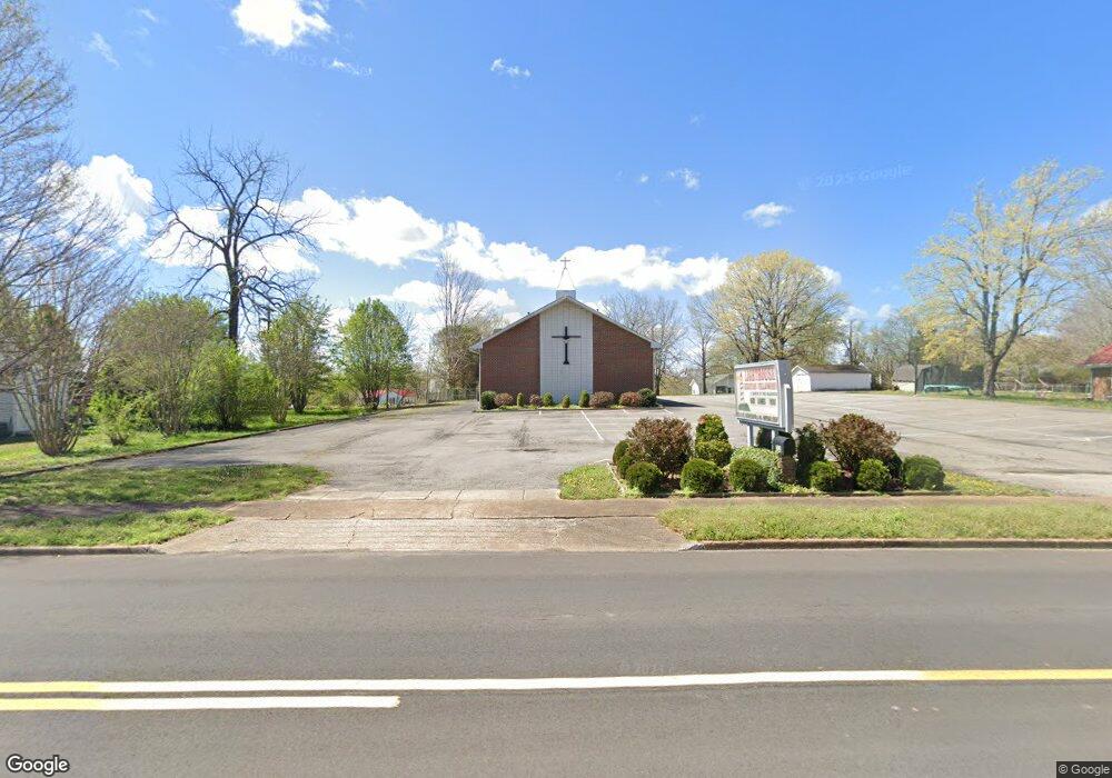 502 W College St, Dickson, TN 37055 - photo 1