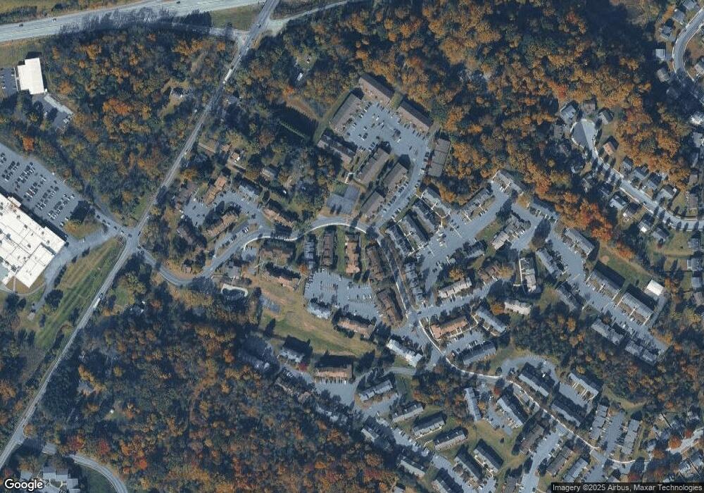 29-5 Wister Way, Reading, PA 19606 - photo 1