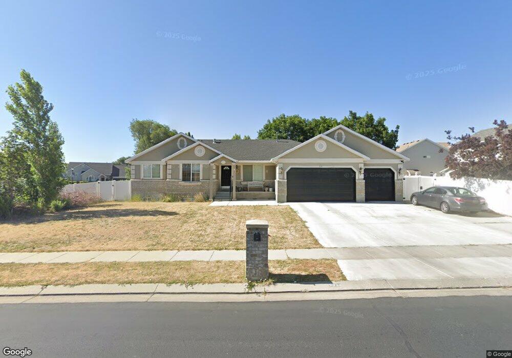 2333 W 8220 S, West Jordan, UT 84088 - photo 1