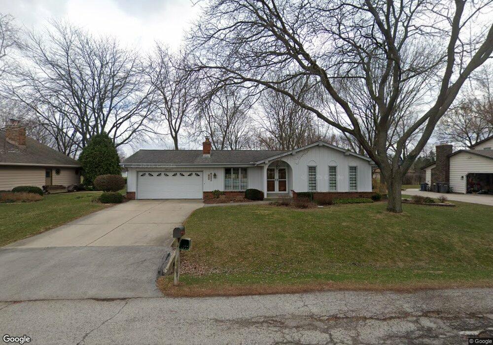 S68W13371 Bristlecone Ln, Muskego, WI 53150 - photo 1