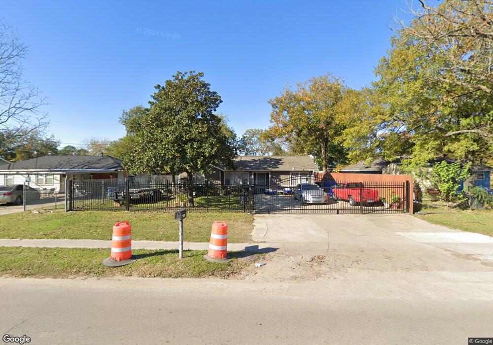 11017 Bentley St, Houston, TX 77093 - photo 1