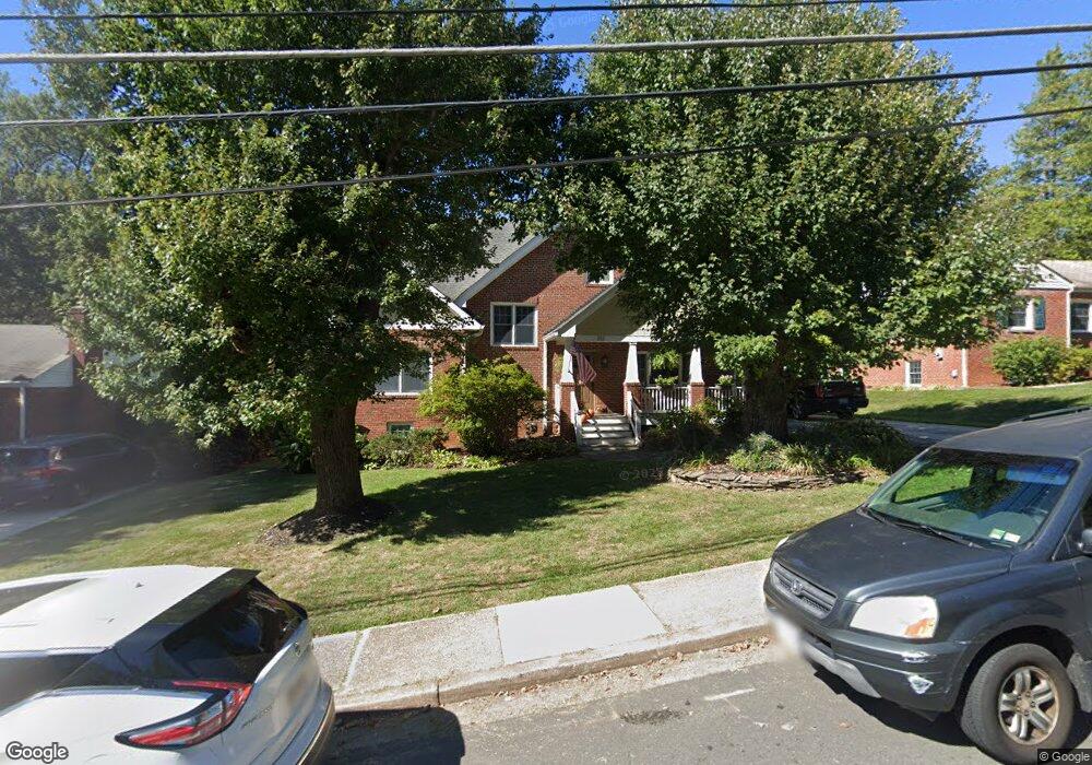 212 S Oak St, Falls Church, VA 22046 - photo 1