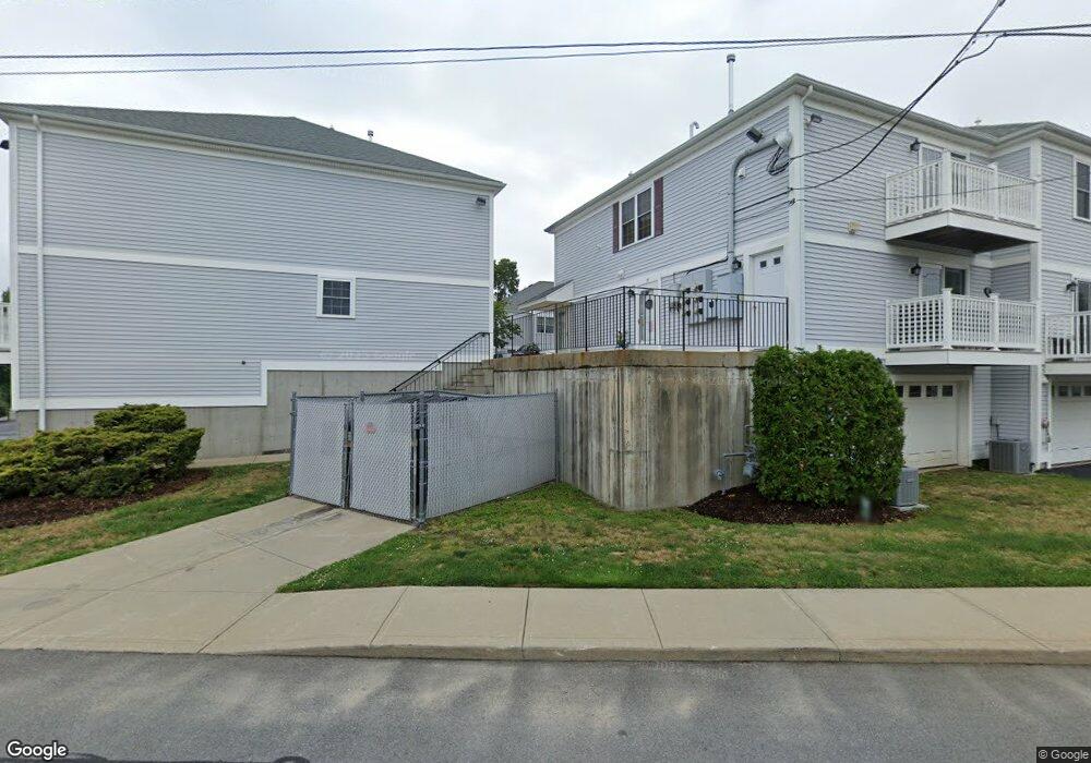 166 Pinehurst Ave unit 5, Swansea, MA 02777 - photo 1