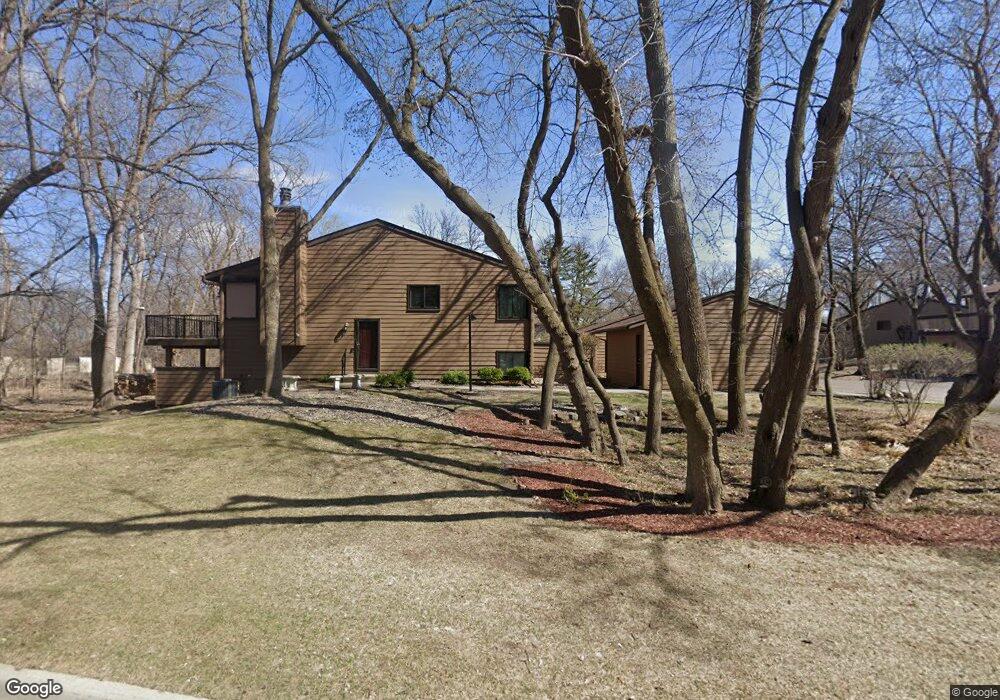 148 W Eagle Lake Dr, Maple Grove, MN 55369 - photo 1