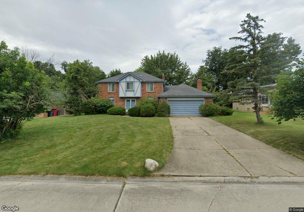 2174 Carpathian Dr, West Bloomfield, MI 48324 - photo 1