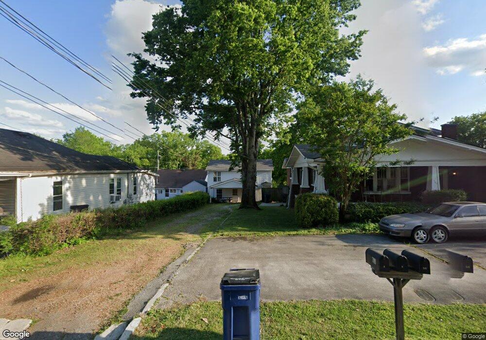 709 1/2 W 7th St, Columbia, TN 38401 - photo 1
