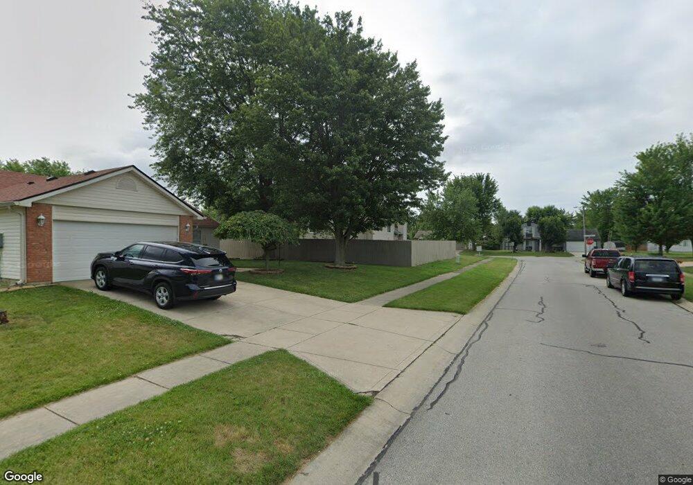 4208 Fairoaks Dr, Franklin, IN 46131 - photo 1