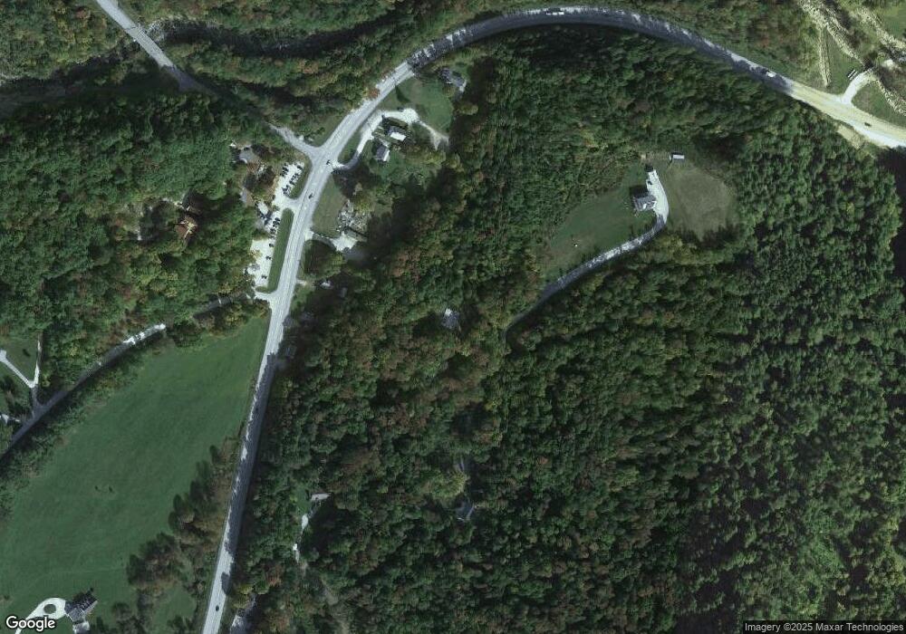 261 Old Stockbridge Path, Mendon, VT 05701 - photo 1