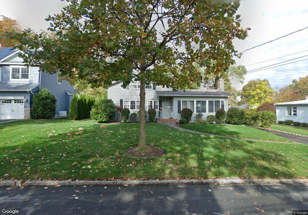 10 Sheridan Rd, Summit, NJ 07901 - photo 1