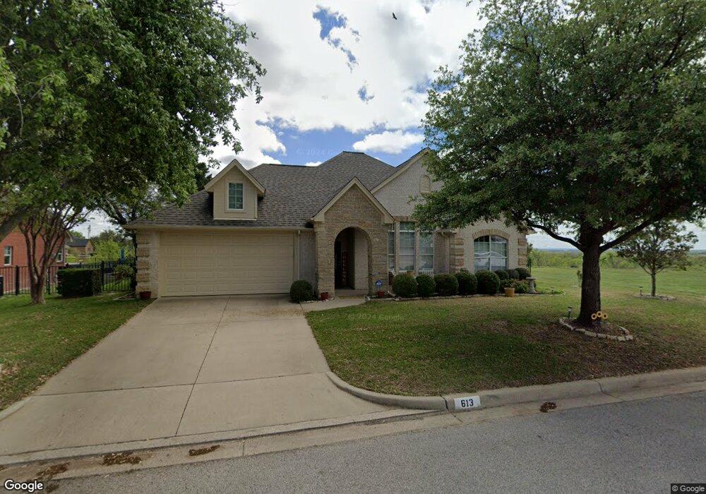 613 Elizabeth Place, Weatherford, TX 76086 - photo 1