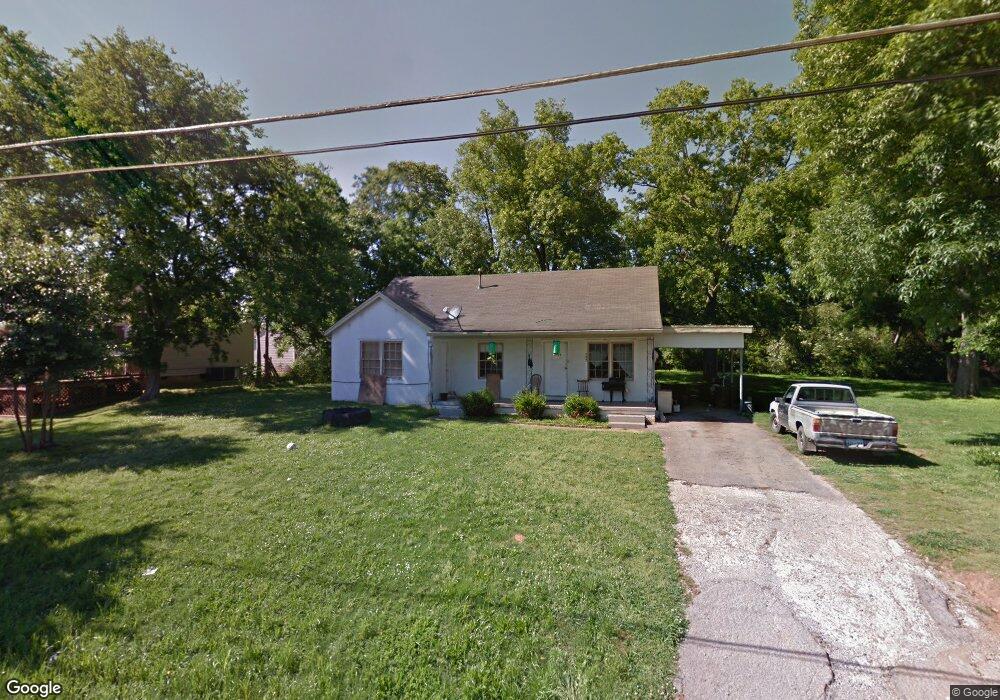 107 Butler St, Shelbyville, TN 37160 - photo 1