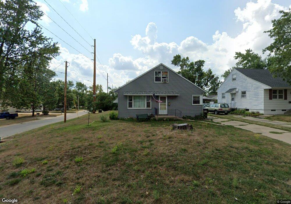 2021 Wiley St SE, Cedar Rapids, IA 52403 - photo 1