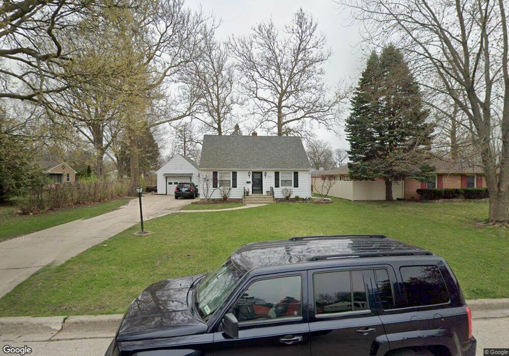 1710 W Downer Place, Aurora, IL 60506 - photo 1
