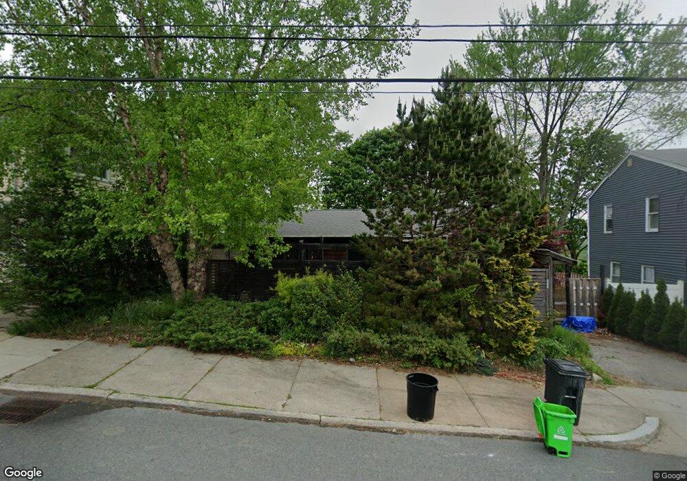 628 Beechmont St, Hyde Park, MA 02136 - photo 1