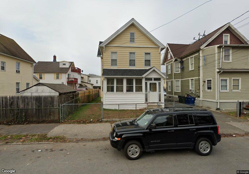 1059 Kossuth St, Bridgeport, CT 06608 - photo 1