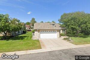 5698 Dunlap Ave N, Saint Paul, MN 55126