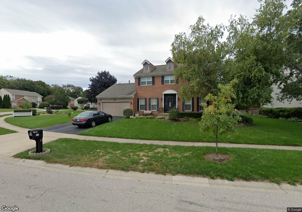 521 Old Oak Cir, Algonquin, IL 60102 - photo 1