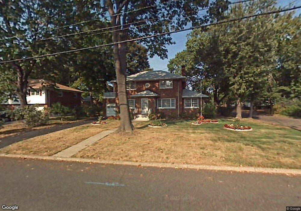 516 Summit St, Englewood Cliffs, NJ 07632 - photo 1