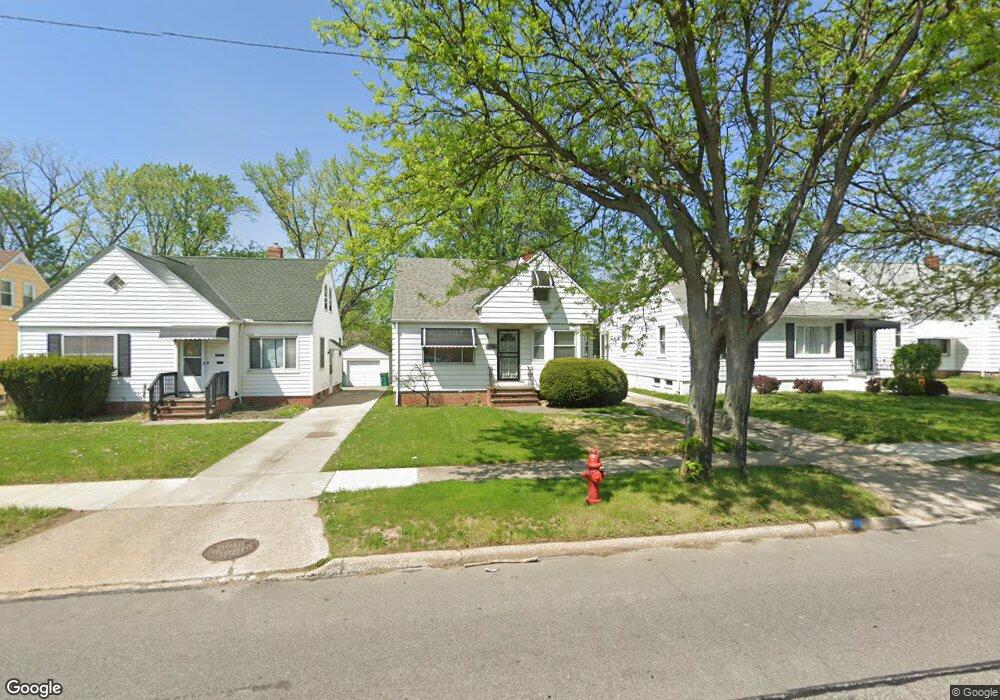 20919 Libby Rd, Maple Heights, OH 44137 - photo 1