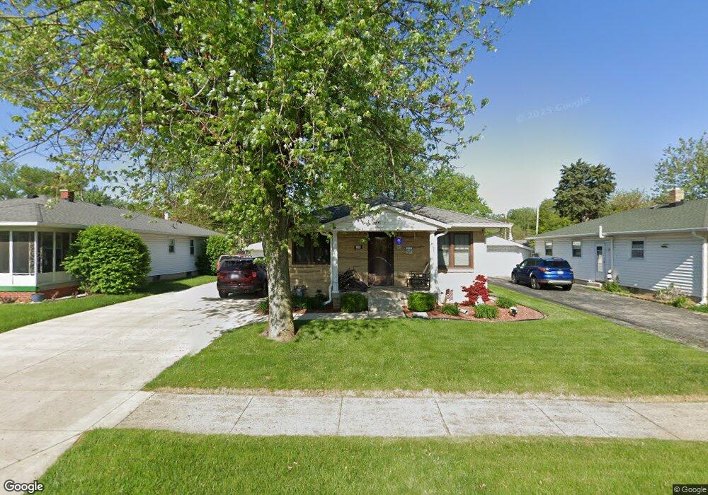 14 Chester Dr, Beech Grove, IN 46107 - photo 1