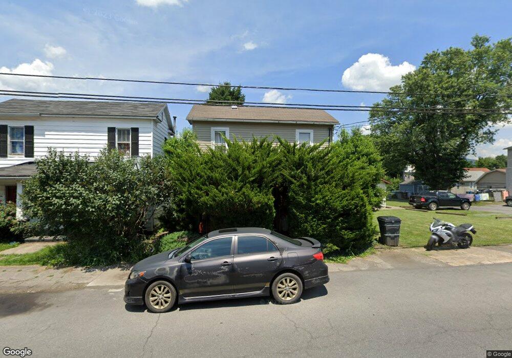 516 W Piedmont St, Keyser, WV 26726 - photo 1