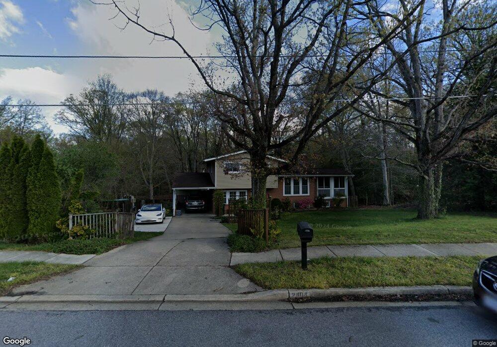 2404 Owens Rd, Oxon Hill, MD 20745 - photo 1