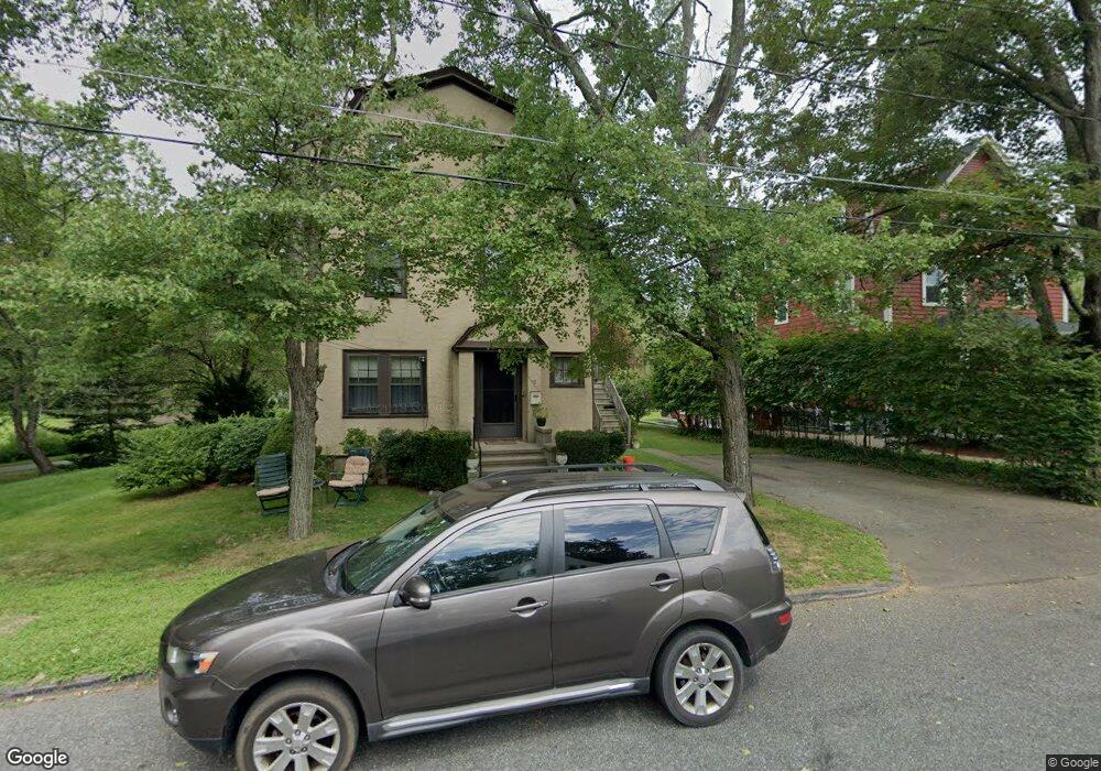 2 Twitchell St unit 2-A, Wellesley, MA 02482 - photo 1