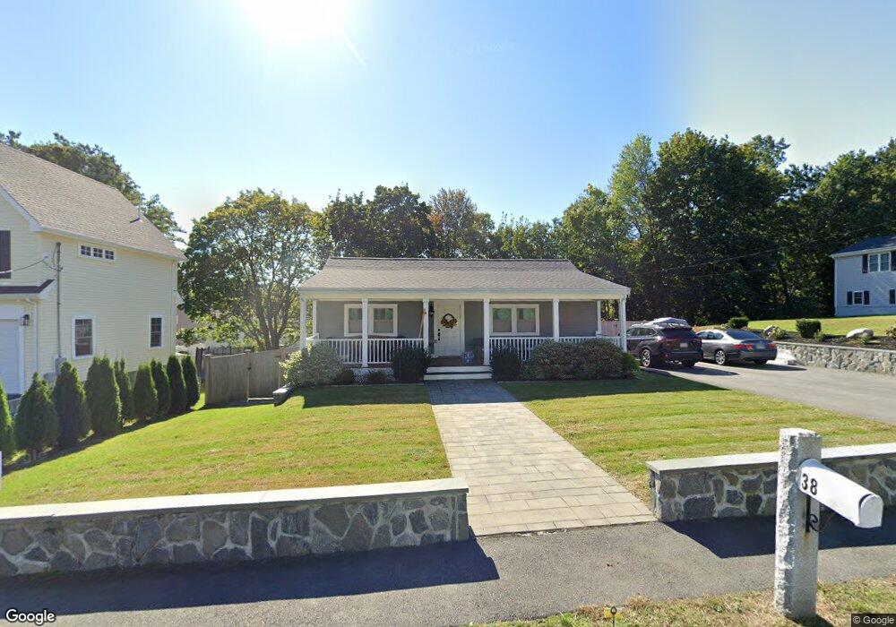 38 Samoset Rd, Woburn, MA 01801 - photo 1