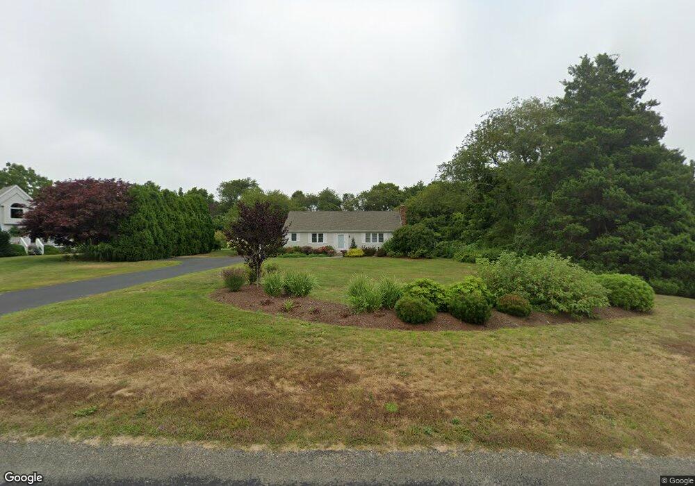9 Windward Rd, Wakefield, RI 02879 - photo 1