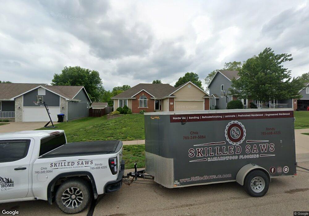 2827 SW Cannock Chase Rd, Topeka, KS 66614 - photo 1