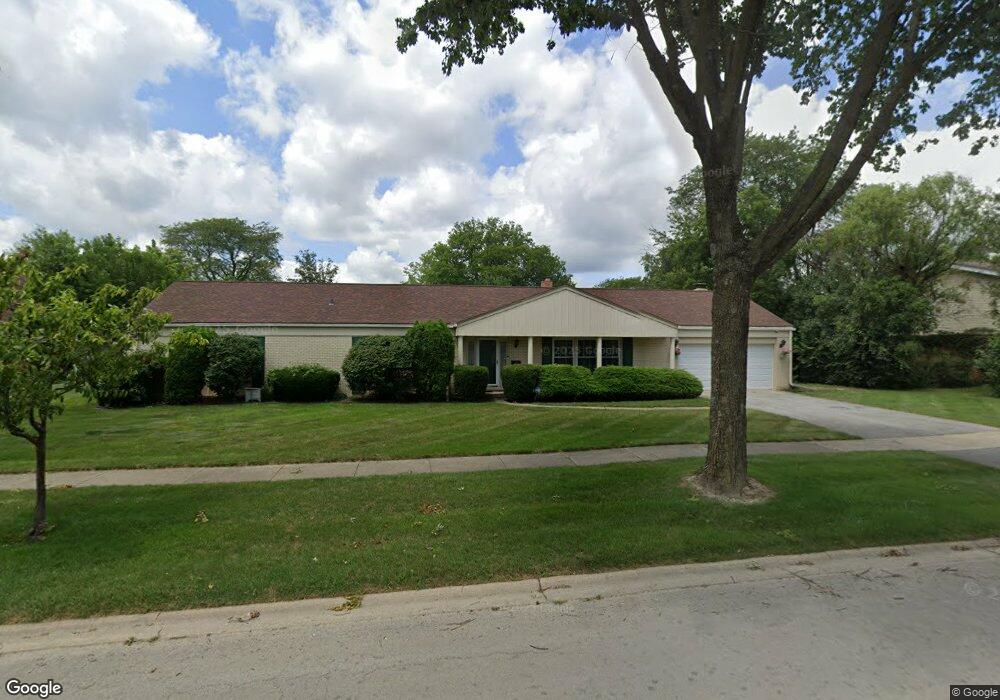1342 Lawrence Crescent, Flossmoor, IL 60422 - photo 1