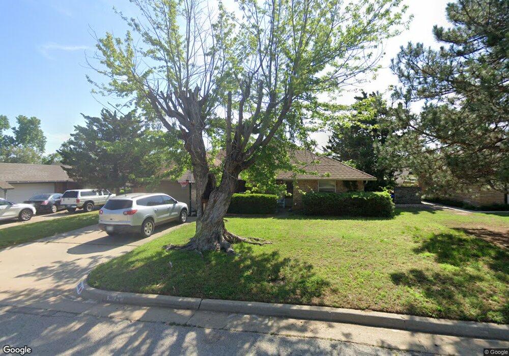 5924 N Meridian Place, Oklahoma City, OK 73122 - photo 1