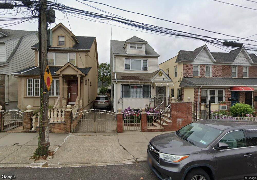 61-34 159th St, Flushing, NY 11365 - photo 1