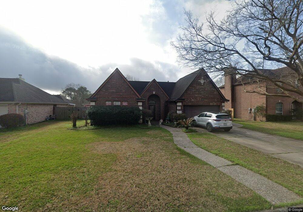3303 Wood Fox Dr, Alvin, TX 77511 - photo 1