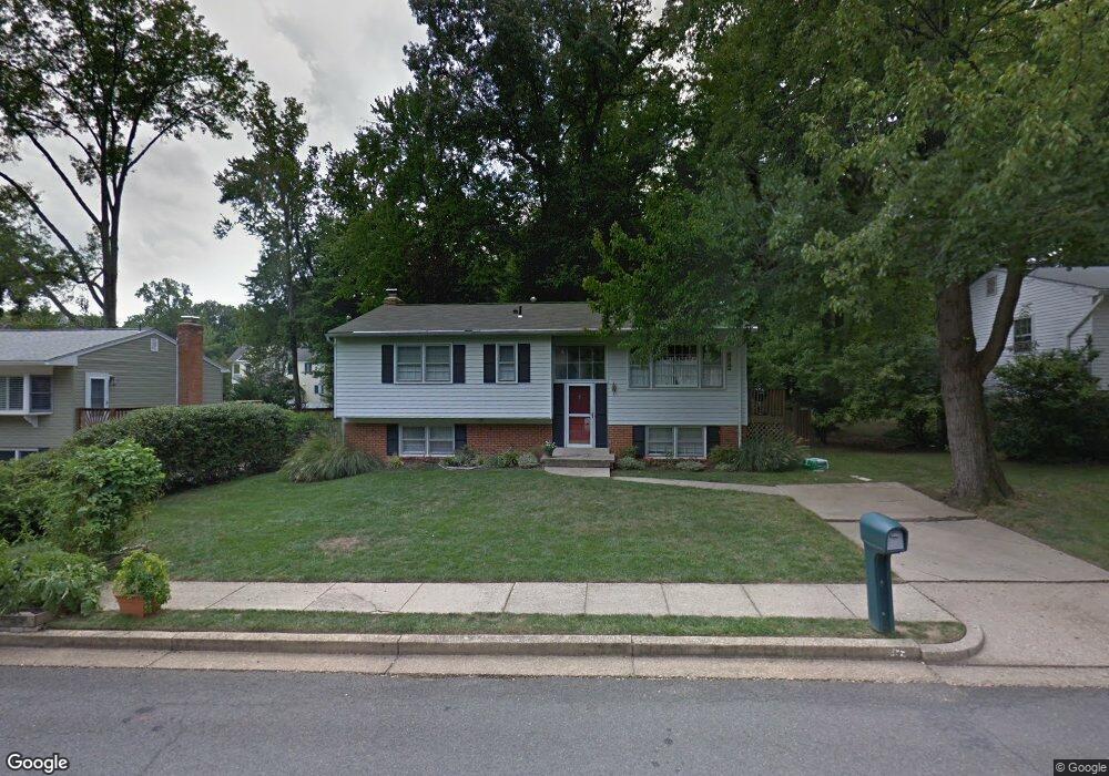 904 Lauren Ln SE, Vienna, VA 22180 - photo 1