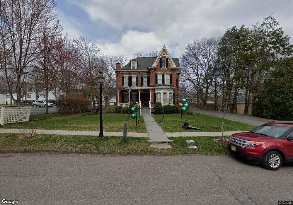 110 E Catherine St, Milford, PA 18337 - photo 1